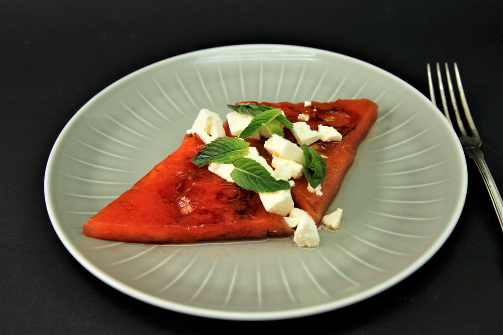 Gegrillte Wassermelone mit Feta, Minze und Olivenöl