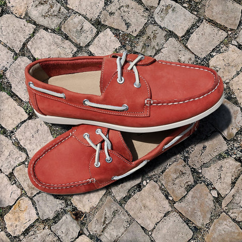 red boat shoes