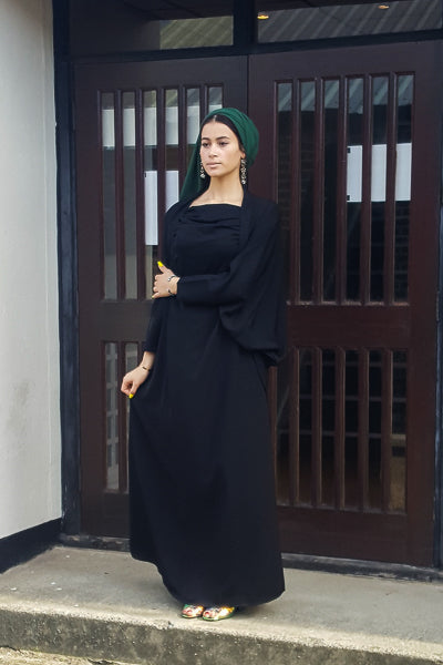 Pin by Aya Ahmed on Dress | Curvy fashion dresses, Dress clothes for women,  Prom dresses long with sleeves