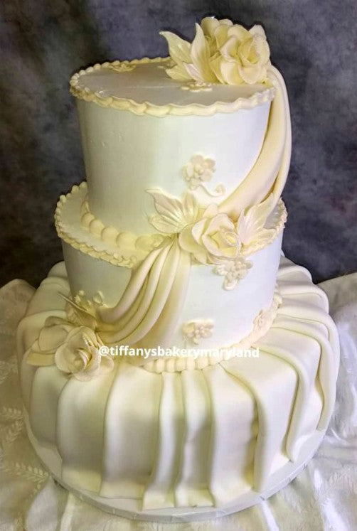 Featured image of post Easiest Way to Make Fondant Wedding Cakes Near Me