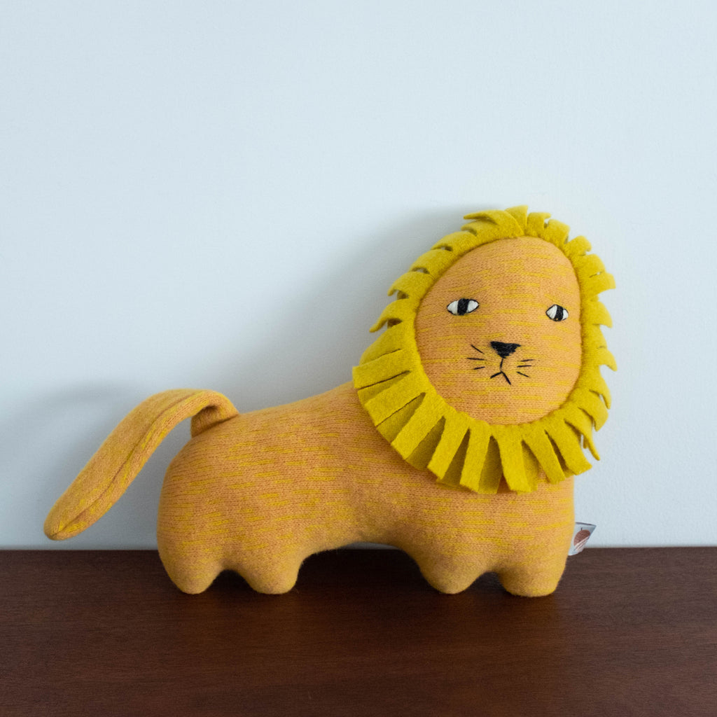 doll lion