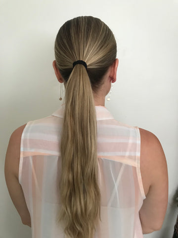 pony tail from behind