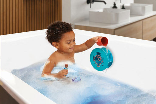 Tomy Toomies Swimming Bluey Bath Toy with Seahorse - Bluey Toys for  Toddlers – Toddler Bath Toys for Tub or Pool That Swims on Back or Front –  Ages 18