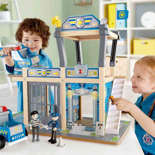 Playmobil Police Headquarters With Prison #6919 Skate Boarder Inmate