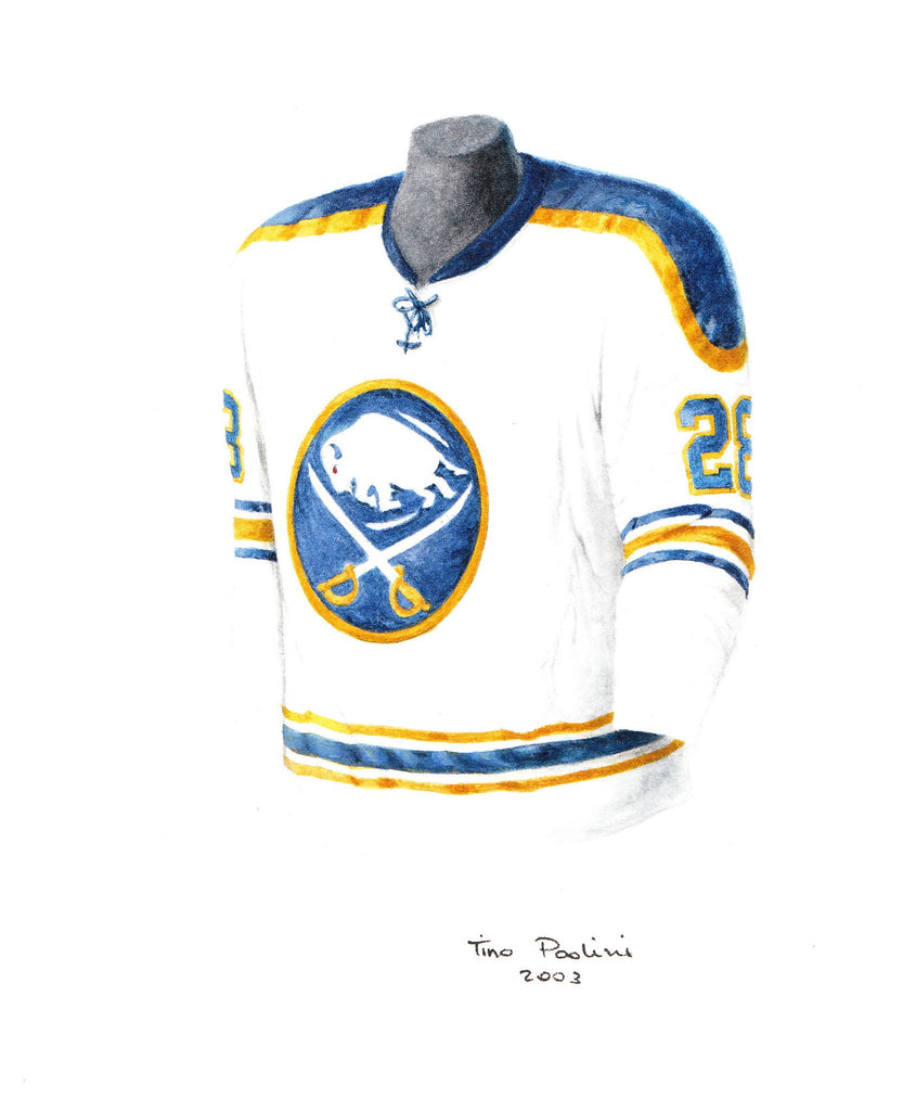 Wayne Simmonds Buffalo Sabres Unsigned 50th Anniversary Season Alternate  Jersey Skating Photograph