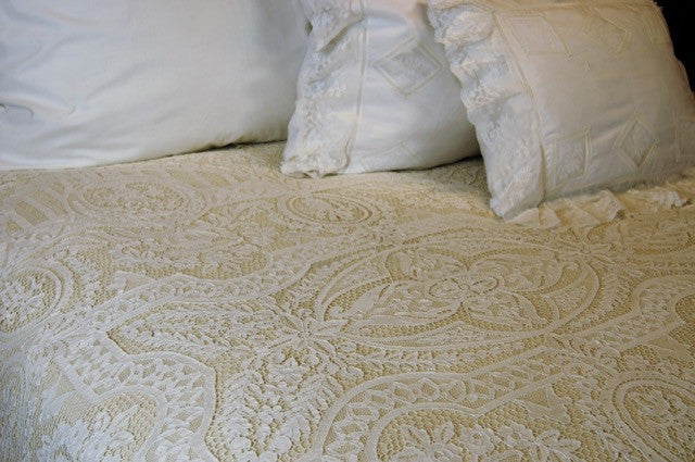 Pointe De Venice Bedcoverlet or Tablecloth