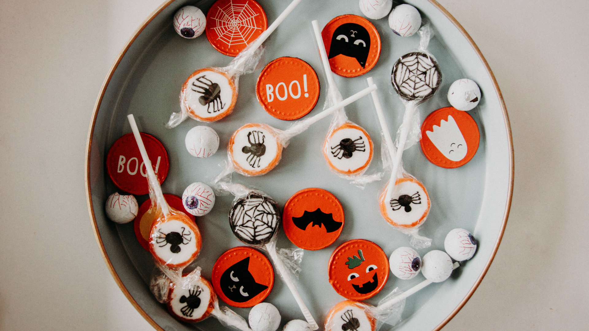 Looking for allergy-free Halloween candy? Here's a list