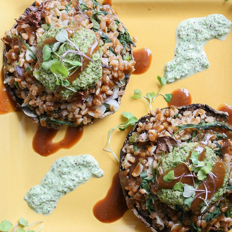 Portobellos Rellenos con Pesto