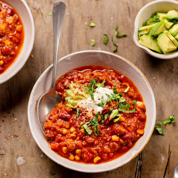 Einfach gesund ernähren: Heilkräuter-Chili ohne Fleisch