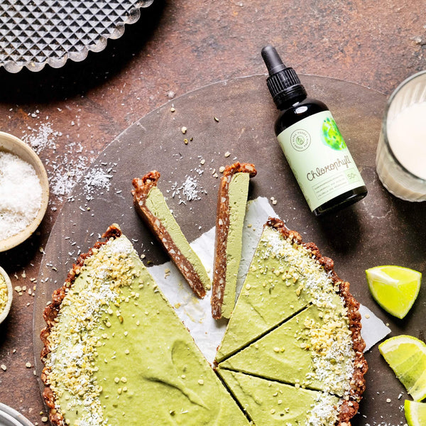 Roh-Vegane Grüne Sommer Tarte mit Chlorophyll