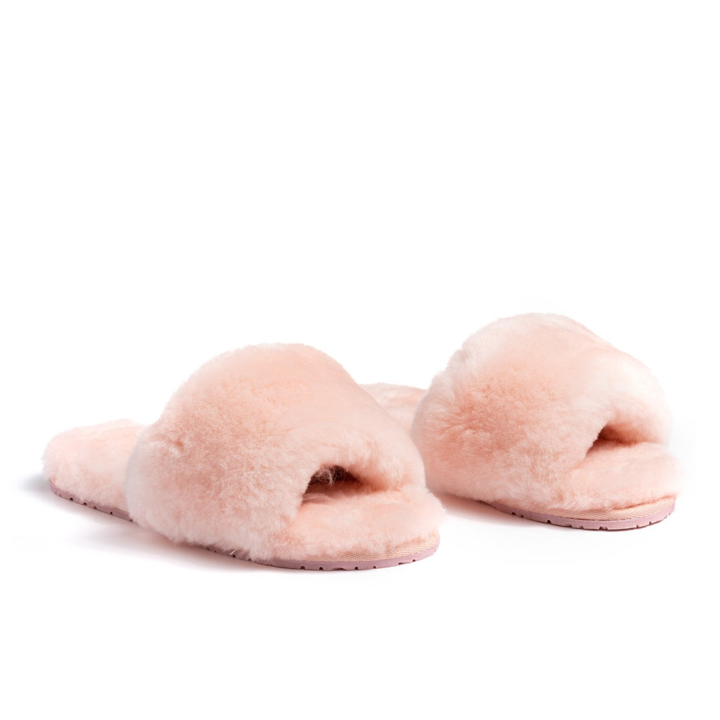 Pink Lamb Fur Slippers – Confetti Boutique