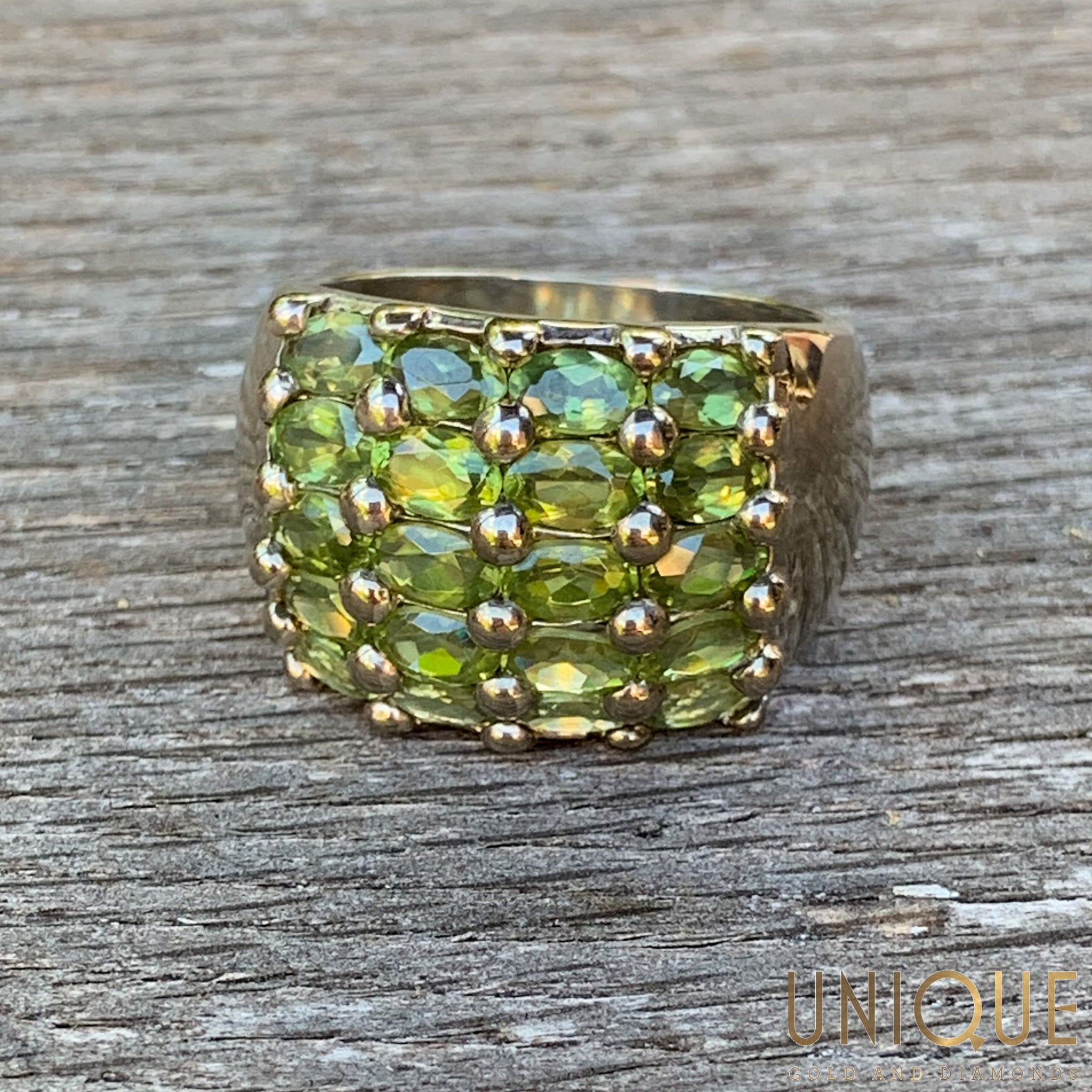 Vintage Sterling Silver Large Green Stone Ring - Unique Gold & Diamonds