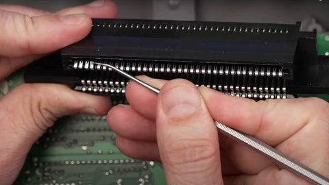 Bending the pins on a 72-pin connector