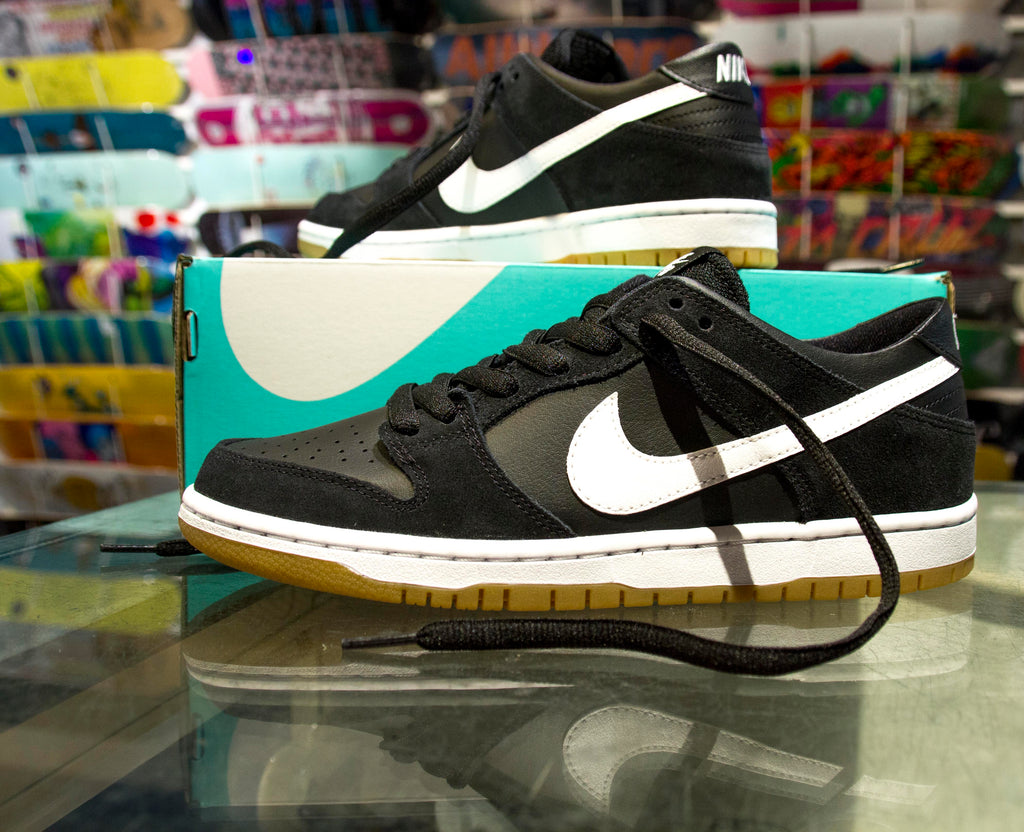 Nike SB Dunk Low Pro Black/White-Gum 