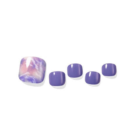 Dashing Diva GLAZE Pedicure Ocean Marble purple gel pedi strips with marbled accent.