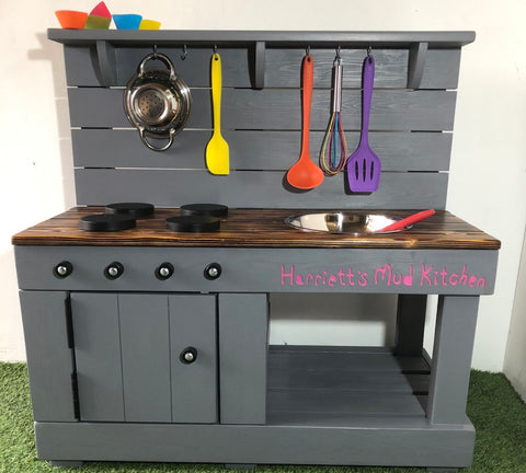 Mud Kitchen 