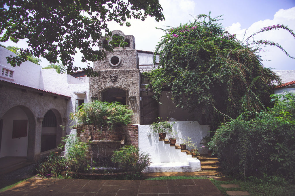 Pinto courtyard