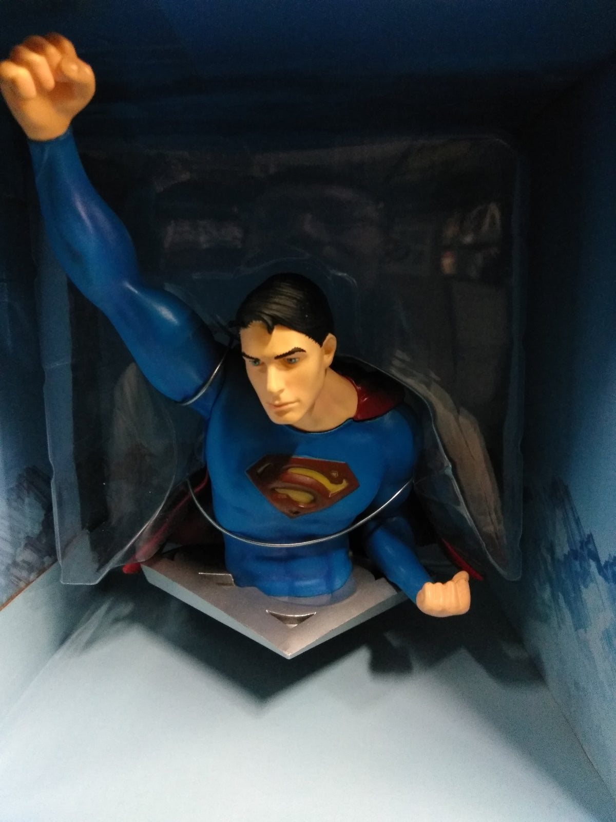 Featured image of post Cartoon Superman Flying Pose Photographer reveals the lonely side of superheroes