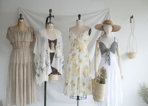 Timeless & Feminine Clothing Inspired By Vintage / Adored Vintage