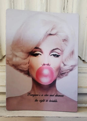 PINK BUBBLE GUM TO BE A STAR MAGNET - Pink Door Boutique MN 