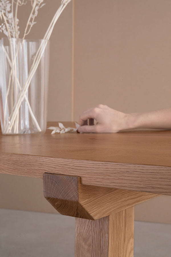 how to clean wood tables