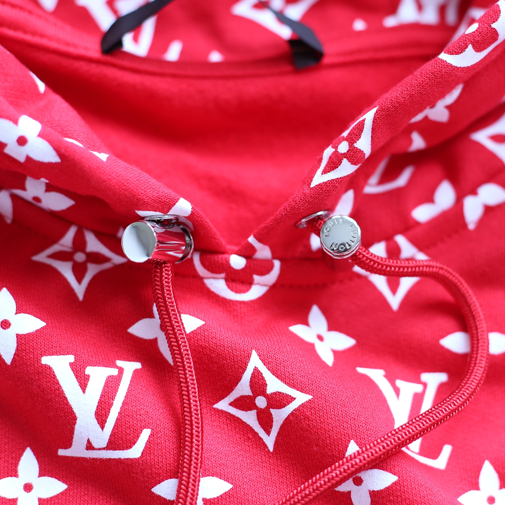 LOUIS VUITTON x SUPREME BOX LOGO HOODIE RED SS17 - Stay Fresh