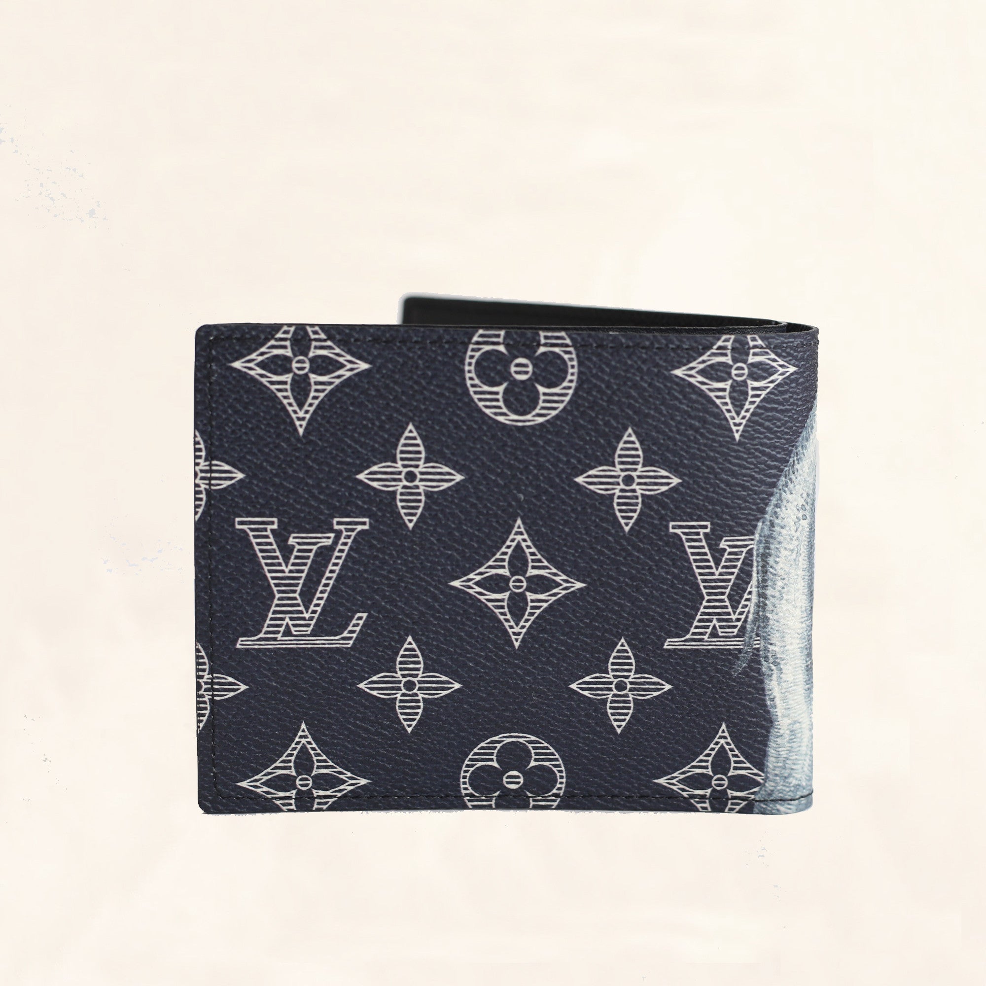 Louis Vuitton | Canvas Chapman Men&#39;s Wallet | One-Size– The-Collectory