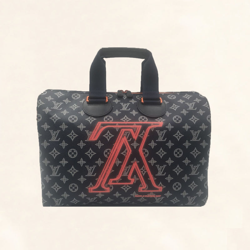 Louis Vuitton | Speedy Bandouliere 40 Monogram Upside Down | M43697– The-Collectory