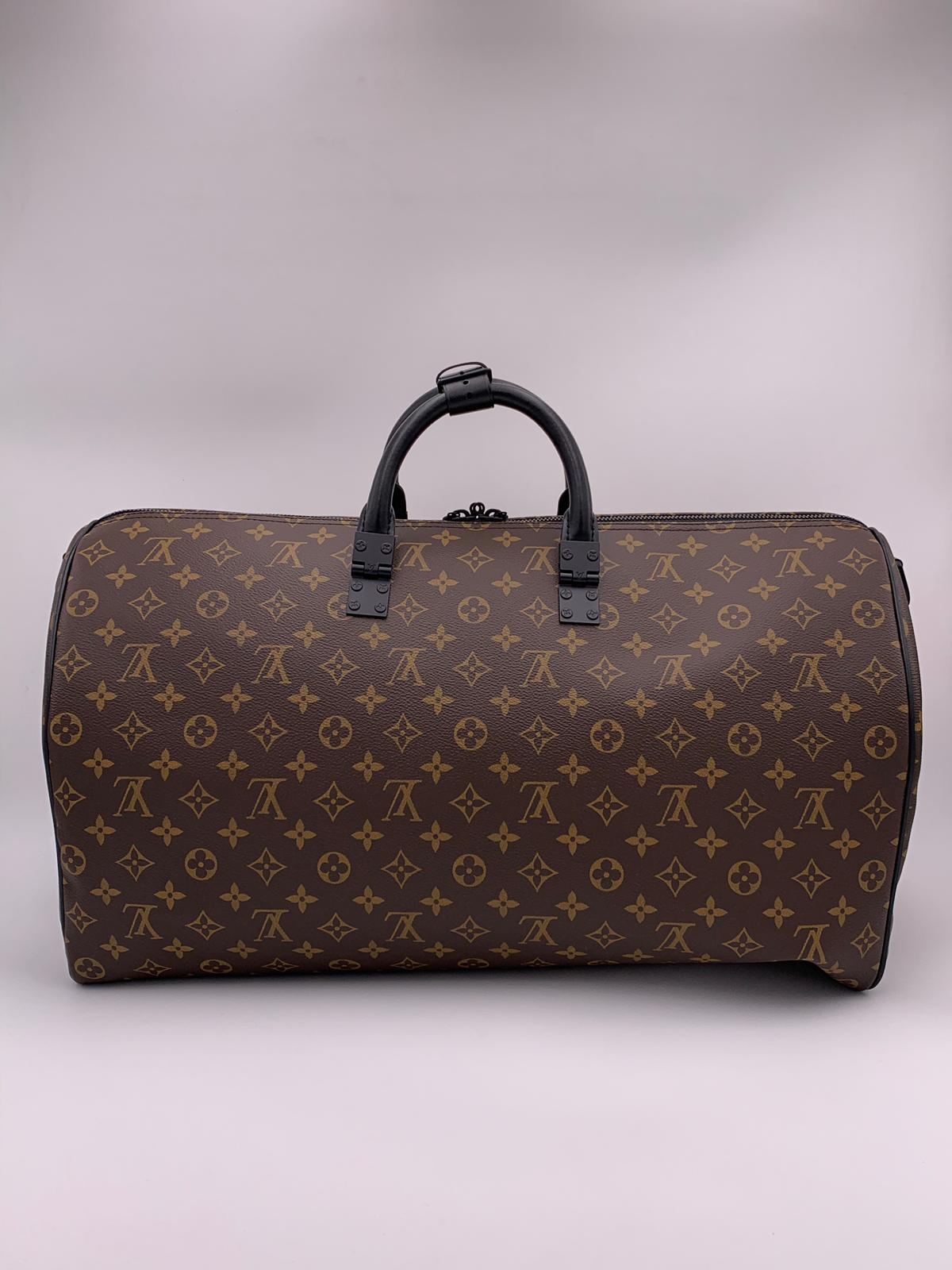 Louis Vuitton Monogram Keepall Bandouliere 55 Boston Duffle Bag with Strap  For Sale at 1stDibs