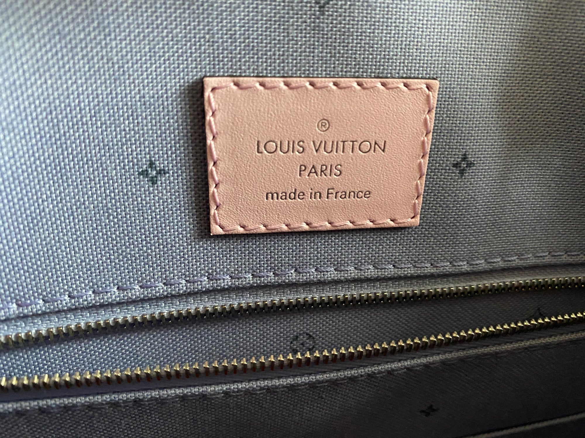 Louis Vuitton | Escale Pastel Tie Dye Onthego | M45119– The-Collectory