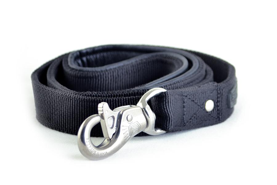 strong dog leash