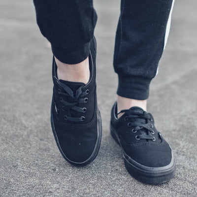 black on black vans womens