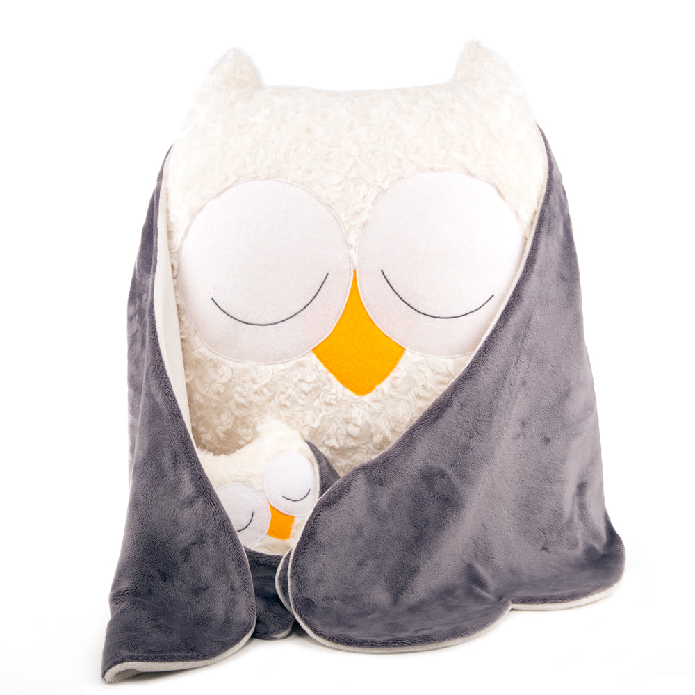 giant stuffed owl