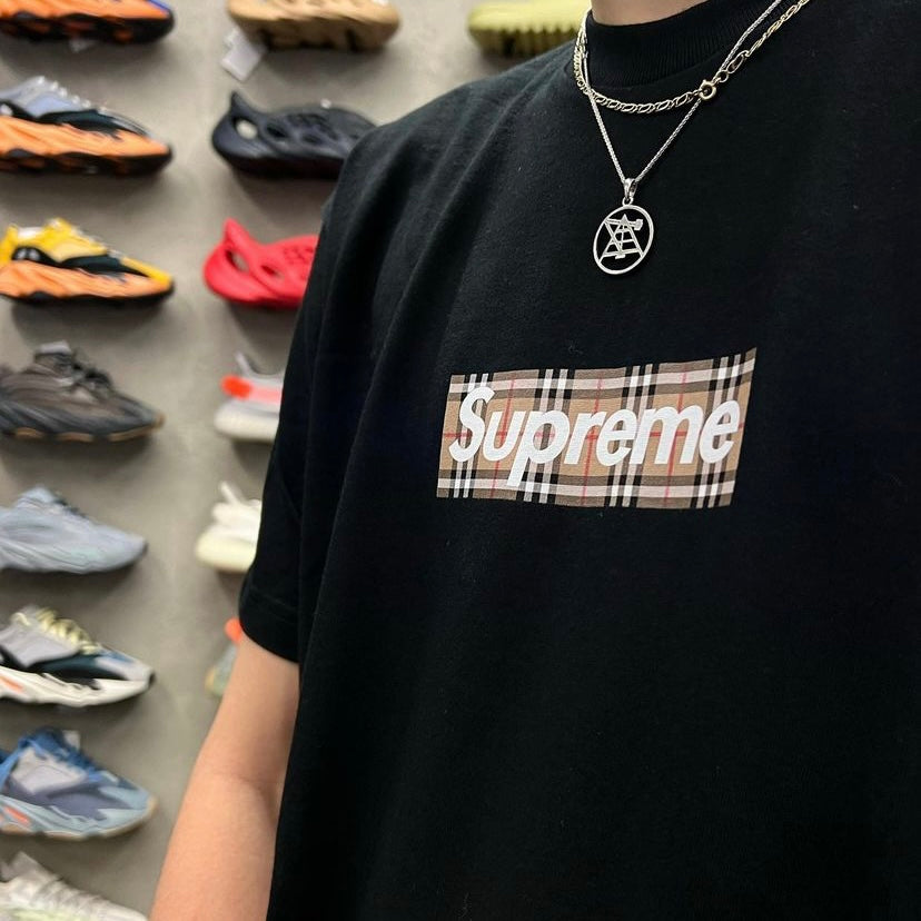 SUPREME X BURBERRY Box Logo Tee Black | ORIGINALFOOK STORE