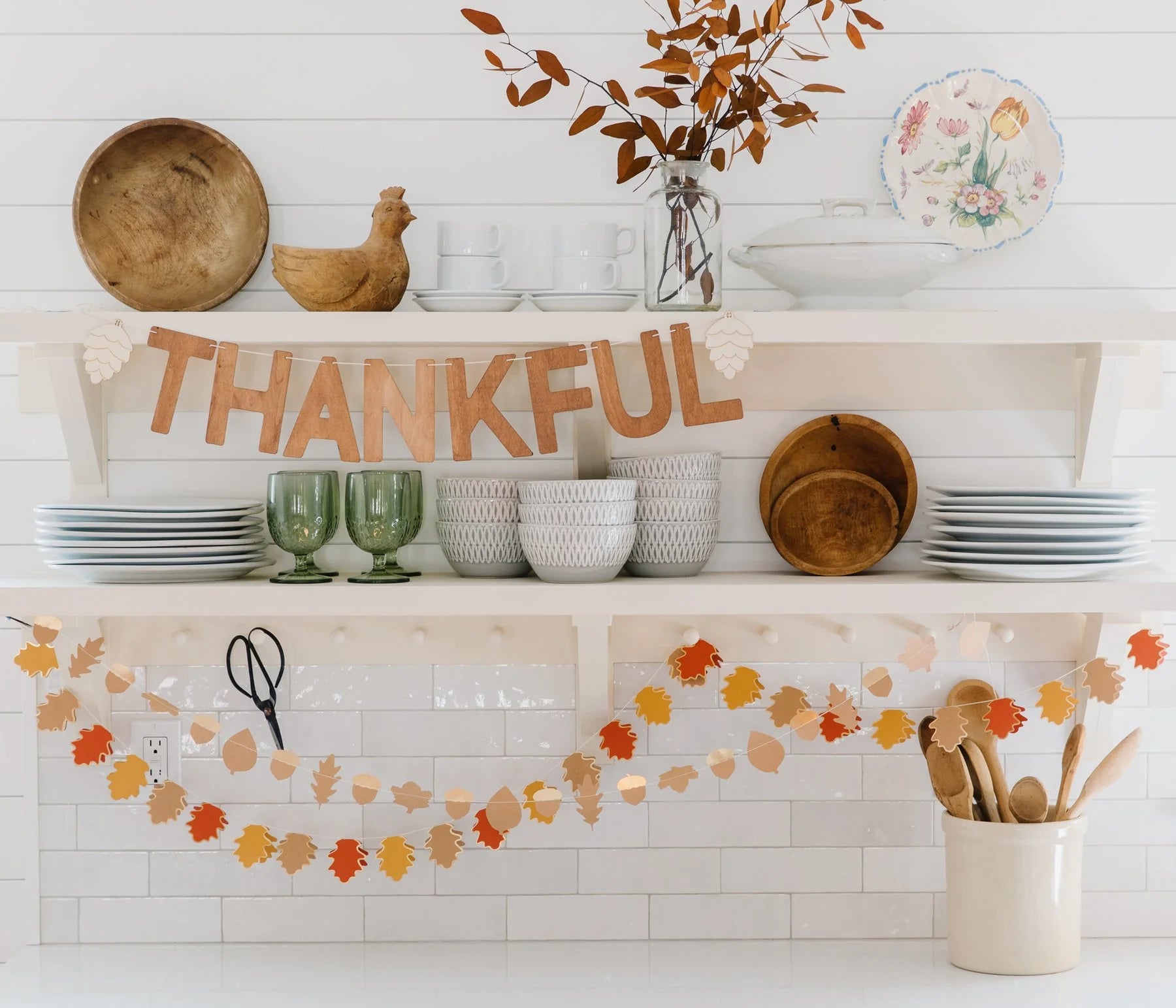 Thankful Thanksgiving Decor | The Party Darling