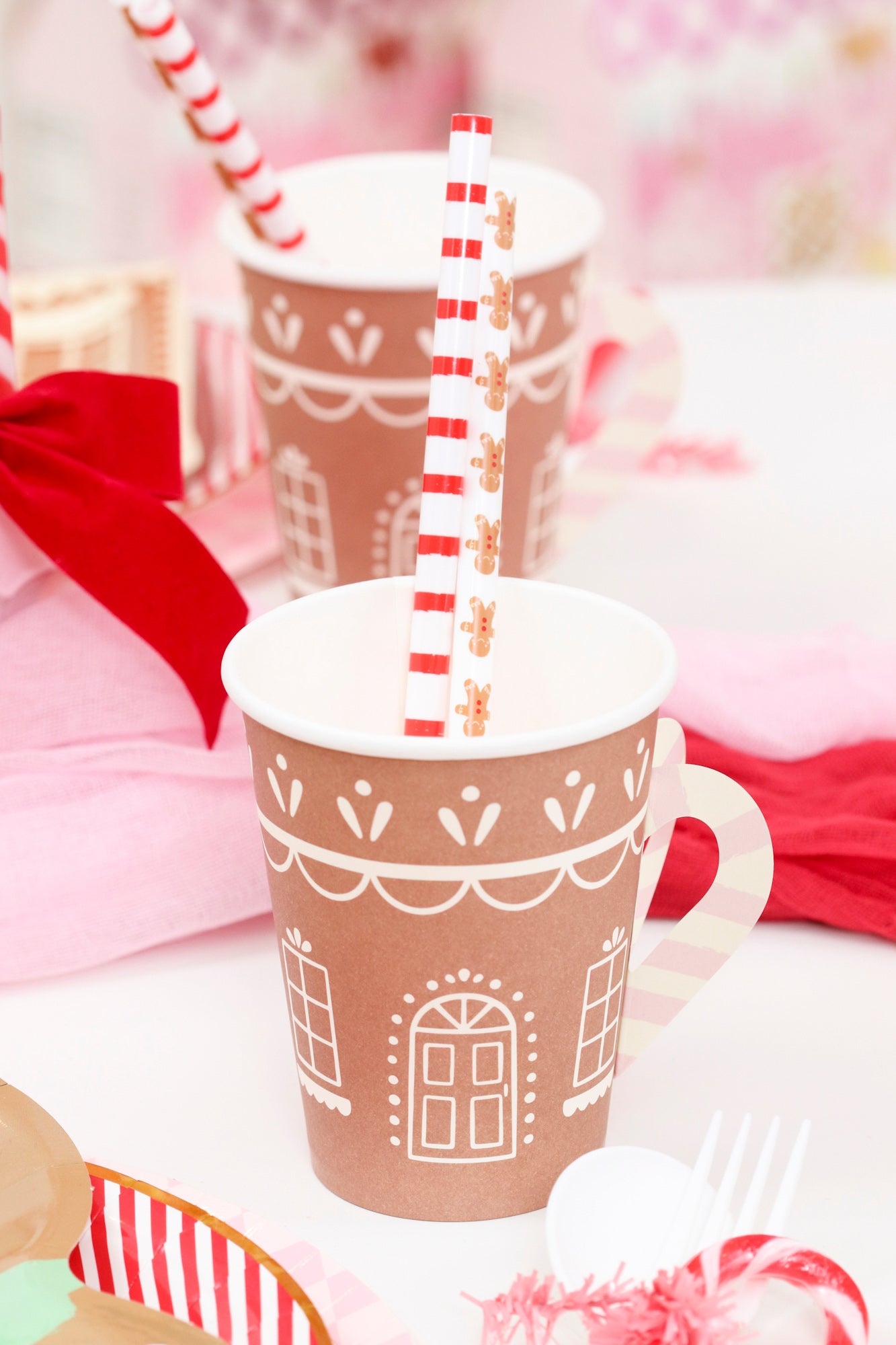 Gingerbread Paper Cups | Fern and Maple Style | The Party Darling