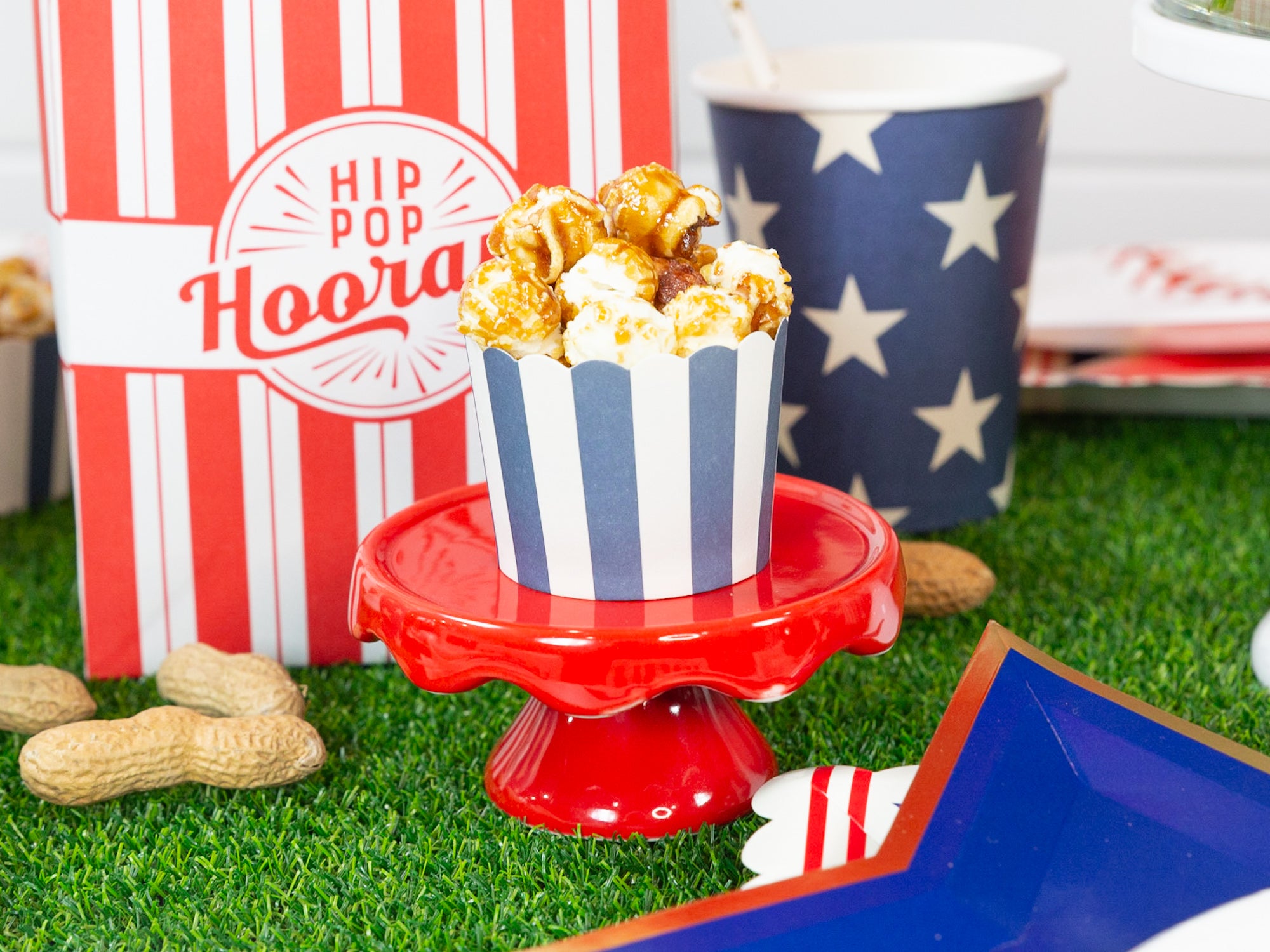 Baking Cup with Popcorn | The Party Darling