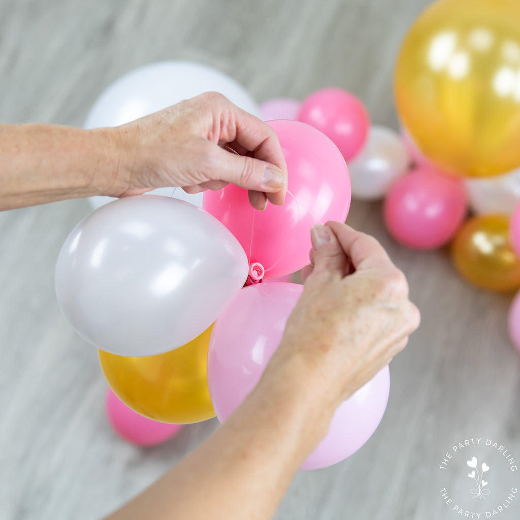 EVERYTHING You Need to Know About How to Make a Balloon Garland With Fishing  Line