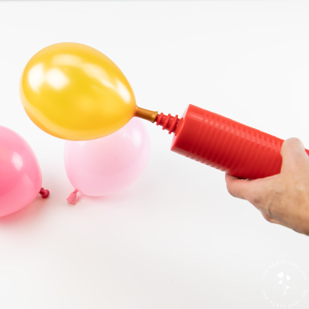 balloon garland tutorial use balloon pump