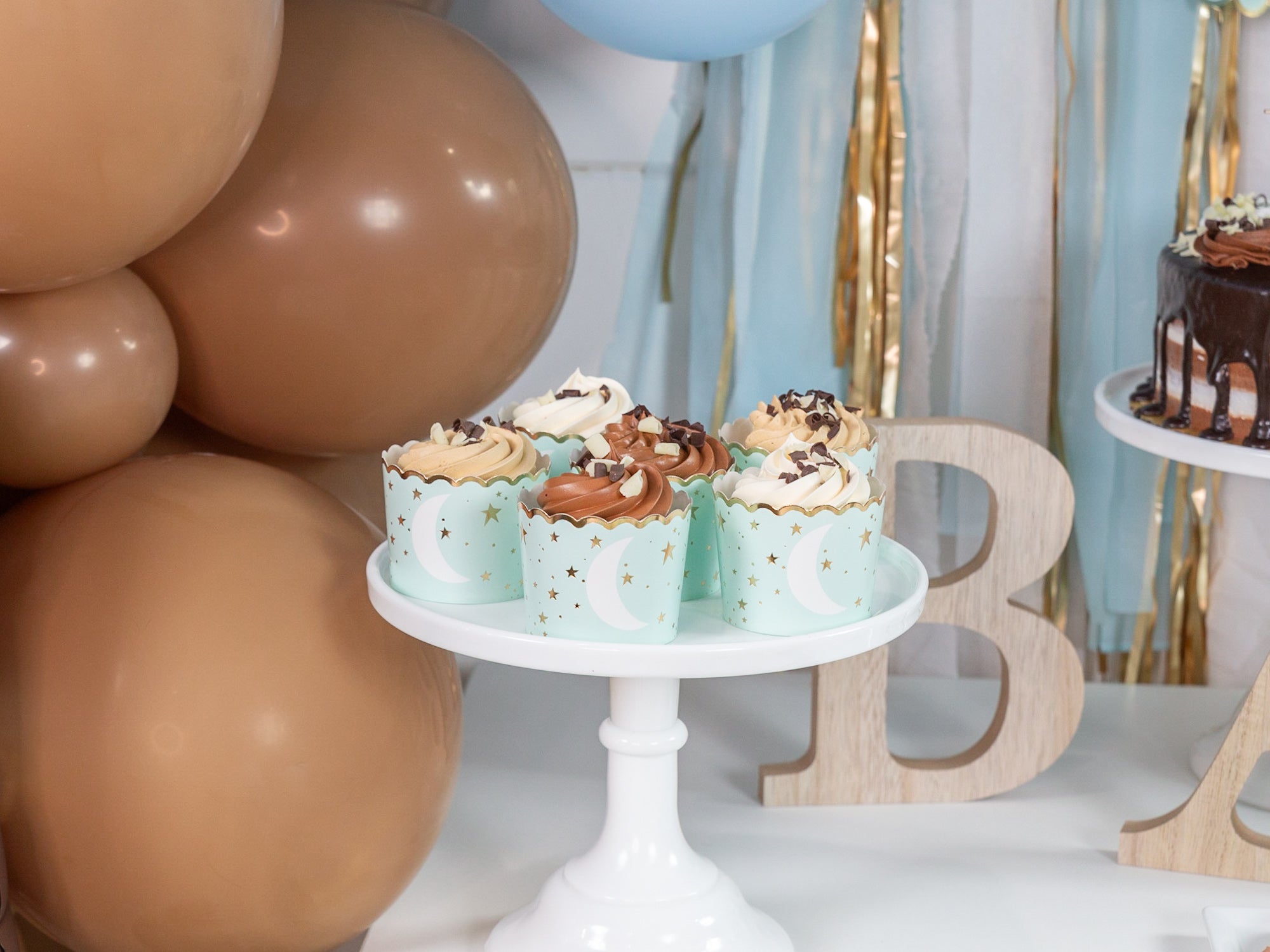 Blue Baby Shower Cupcakes | The Party Darling