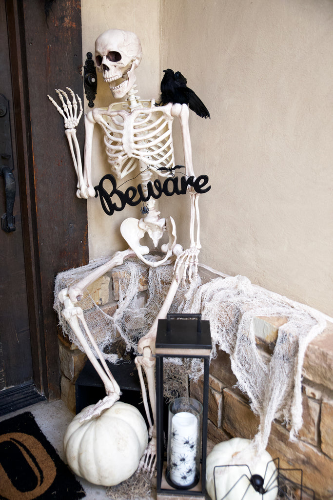halloween front porch skeleton