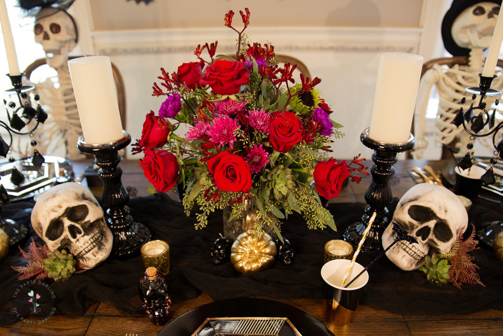 halloween table flower arrangement