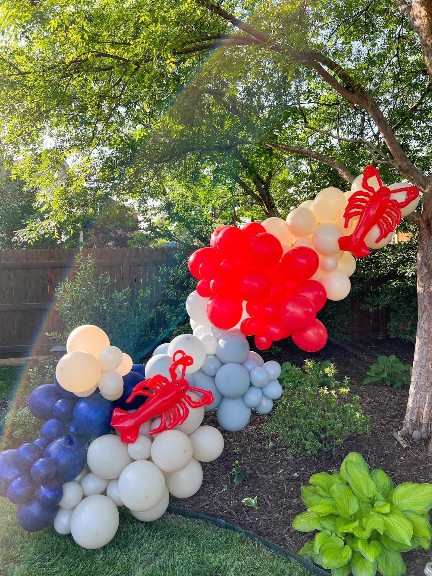 Lobster Balloon Garland | The Party Darling