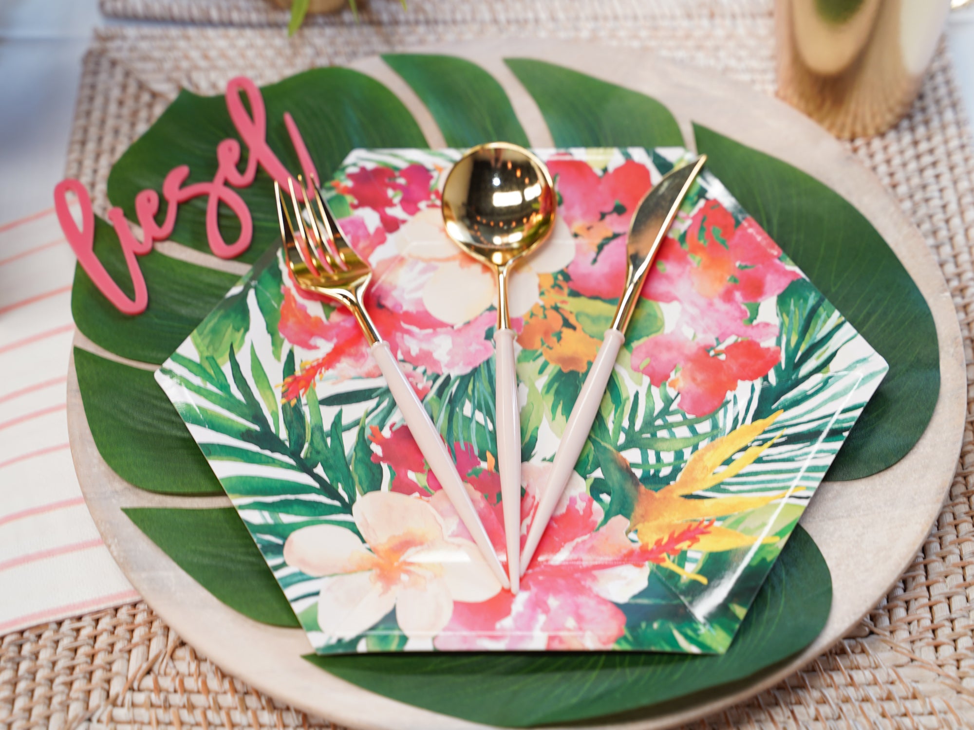Tropical Party Decorations for Place Settings | The Party Darling