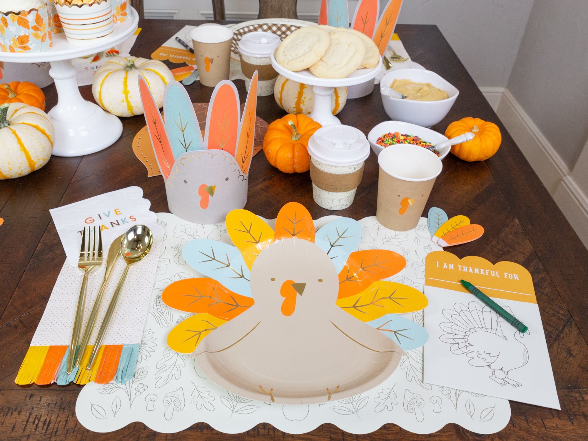Thanksgiving Kids Table Turkey Plate | The Party Darling