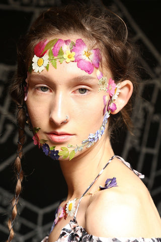 Preen LFW SS17 backstage flower ideas