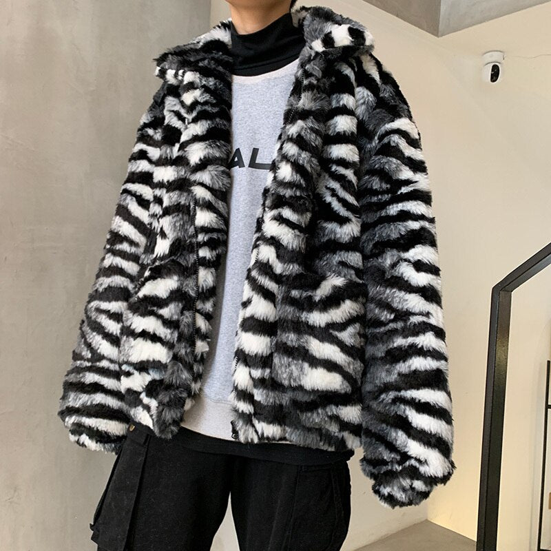 Tiger Stripe Fur Coat – limetliss