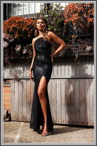 Jadore Jordan Dress in Black