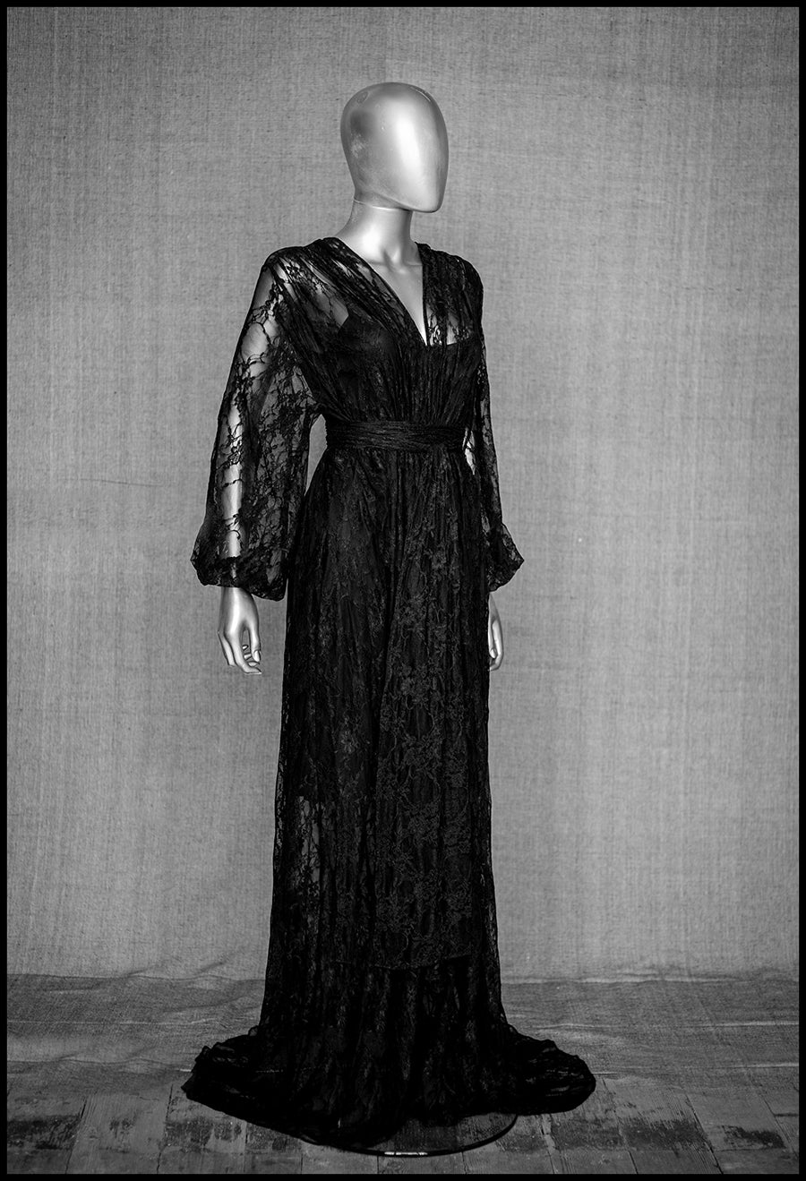alexandra king for deadly is the female black lace gown