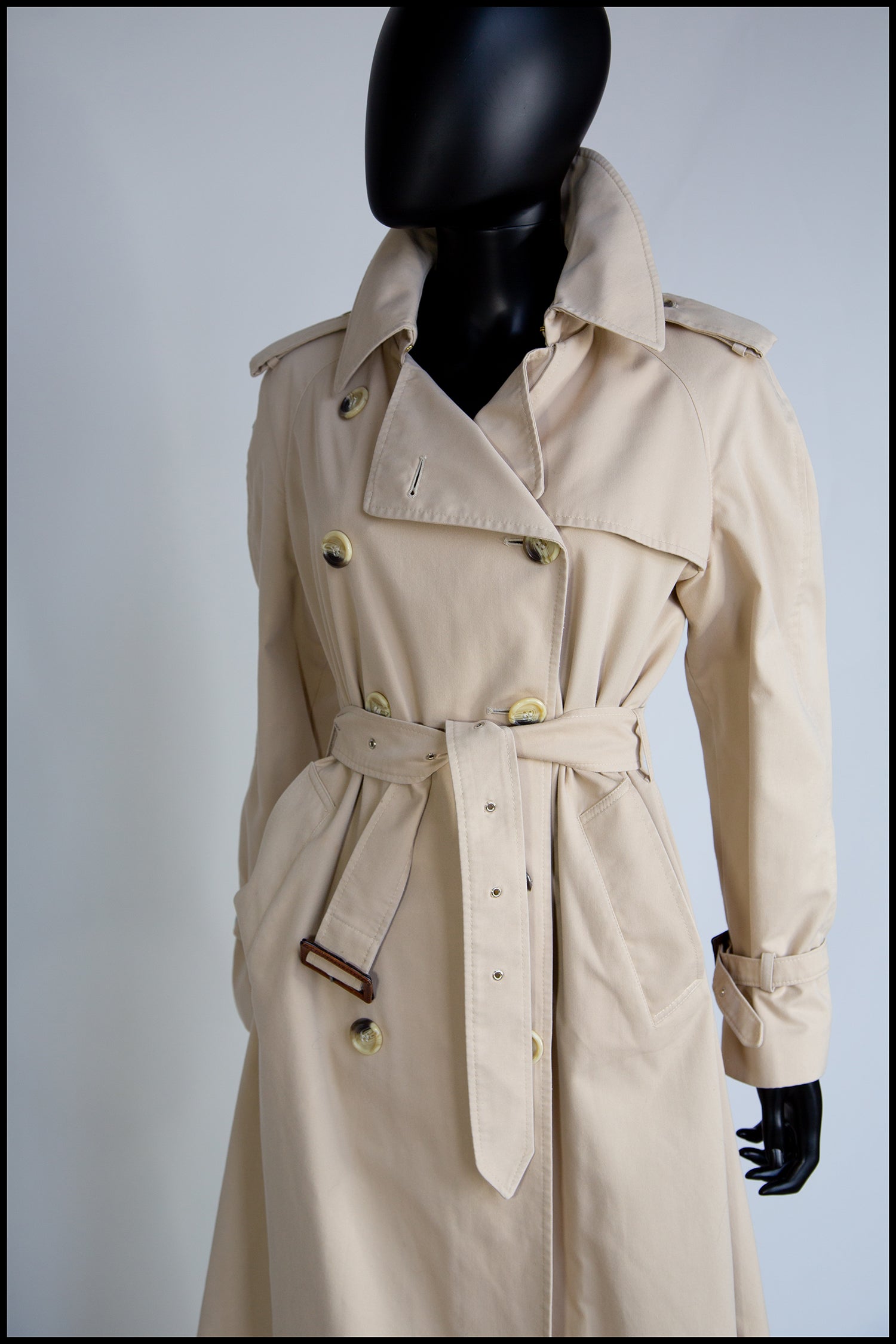 Vintage 1970s Long Beige Trench Coat – ALEXANDRAKING